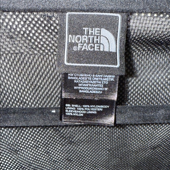 The North Face HYVENT Jacket Raincoat - Picture 17 of 17